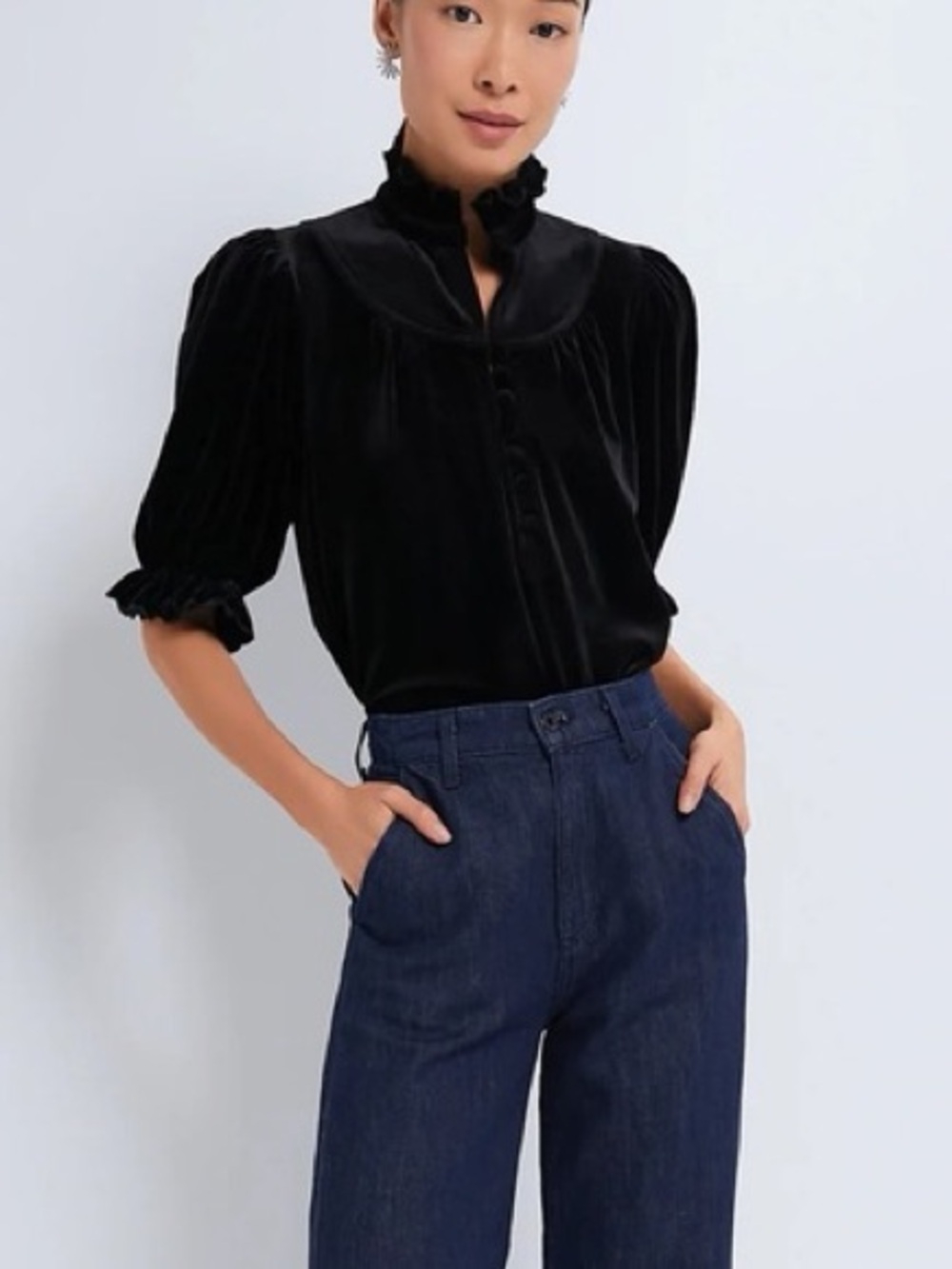Pomander Place Selena Velvet Blouse In Black Size S